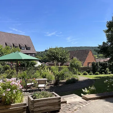 Graefin Anna - Design-Apartment In Der Historischen Hinterburg Schlitz - Nahe Fulda Und Bad Hersfeld Zewnętrze zdjęcie