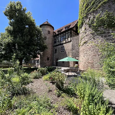 Graefin Anna - Design-Apartment In Der Historischen Hinterburg Schlitz - Nahe Fulda Und Bad Hersfeld Zewnętrze zdjęcie